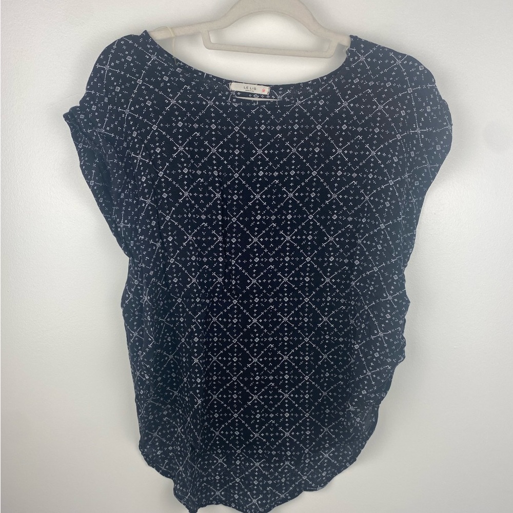 Le lis Anthropologie top blouse black white print short sleeve